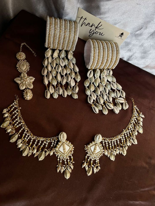 Dharayaty Super Wedding Jhumka and bangles Combo