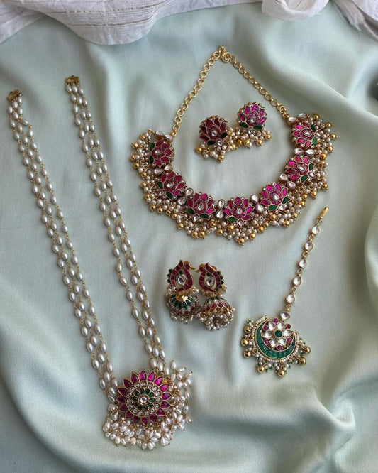 Combo Necklace With White Pearls